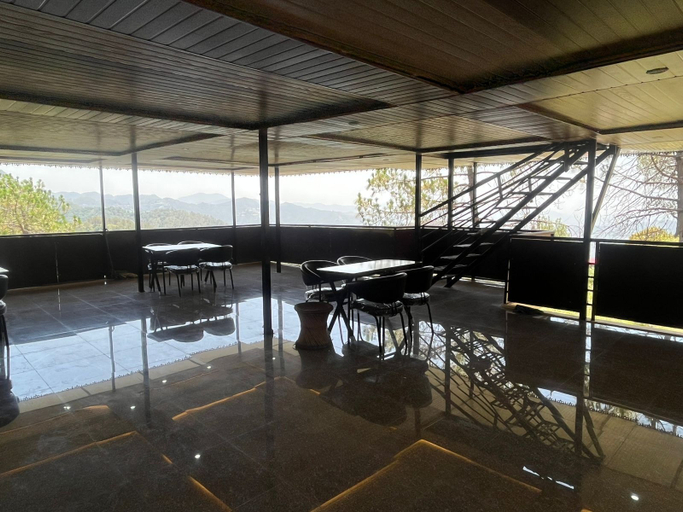 Outdoor dining 3, The Classic Residency Hotel & Banquet, Shimla