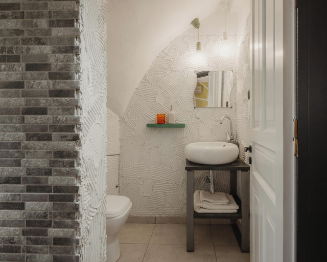 Bathroom 4, Mariu Canal d'Amour, Ionian Islands