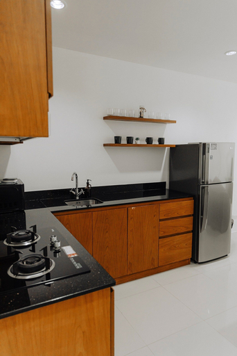 Private kitchen, The One Apartment, Pulau Phuket