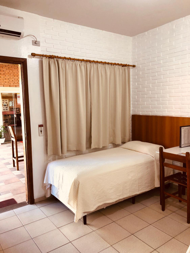 Bedroom 3, Hotel Pousada Vale do Sol em Pompeia, Pompéia
