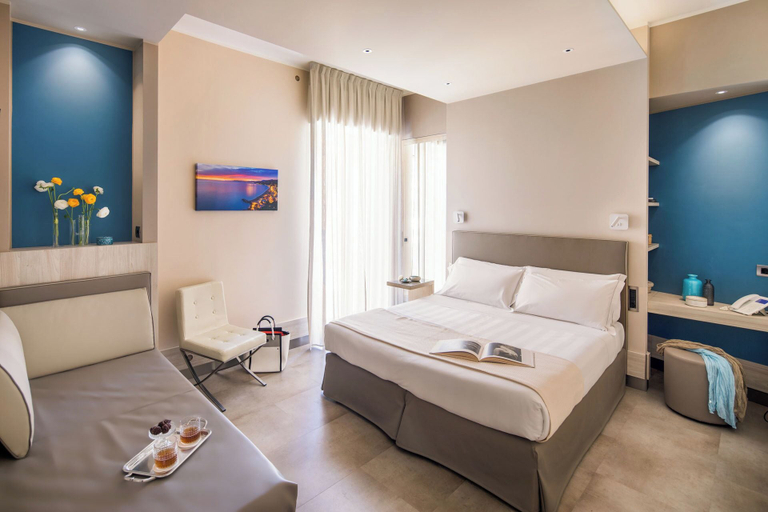 Bedroom 3, Hotel Albatros Varigotti, Savona