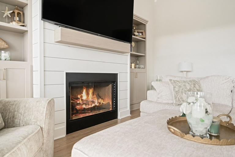 Living area 2, Wave On Wave 4 Bedroom Home, Galveston
