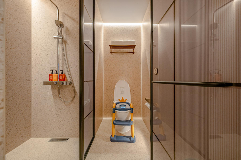 Bathroom 4, Orange Hotel Chengdu Chunxi Tai Koo Li, Chengdu