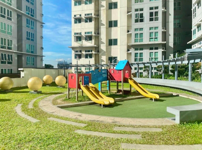 Exterior 4, Pandora's Nest, Makati City