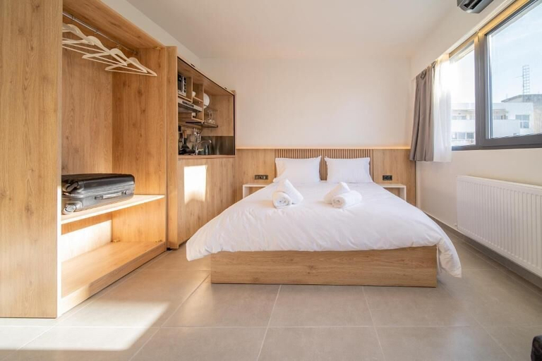 Room 4, Prime Central Suites, Central Macedonia