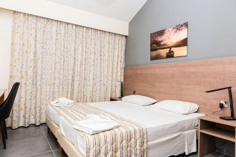 Bedroom 2, Helios Bay Hotel and Suites