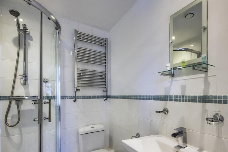 Bathroom 3, The New Ruschart Inn and Country dining, Calderdale