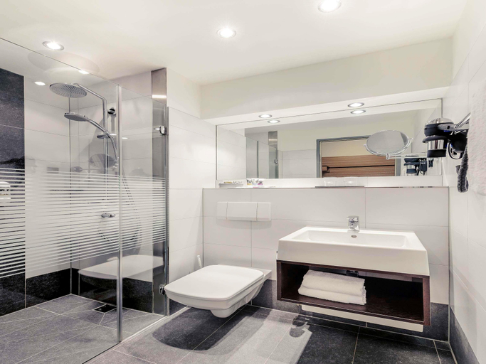 Bathroom 5, Mercure Hotel Stuttgart Gerlingen, Ludwigsburg