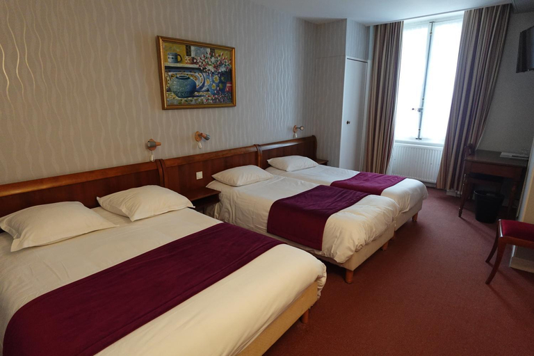 Bedroom 2, Cit Hotel Avallon Vauban, Yonne