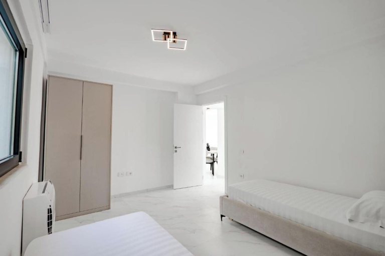 Room 5, SeaScape Residence, Sarandës