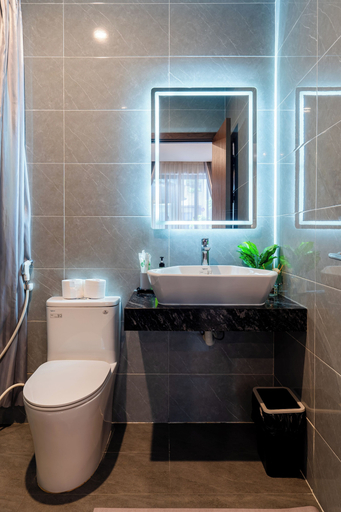 Bathroom 2, Nani's Hotel & Apartment, Da Nang