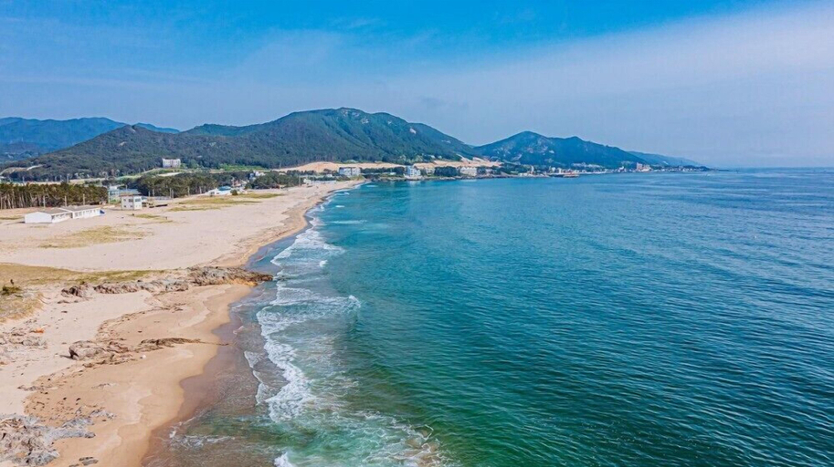 Others 5, Haean-ro 2898, Pohang
