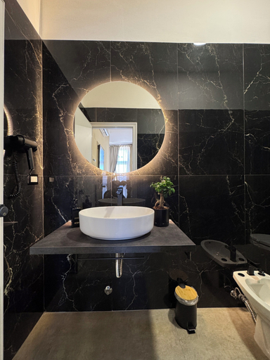 Bathroom 4, Hotel Santuario Pompei, Napoli