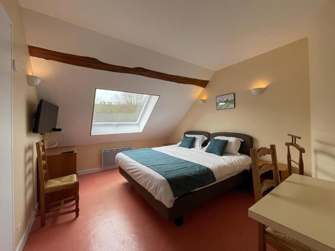 Bedroom 5, Auberge de l'Omois, Aisne