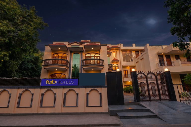Others 1, FabHotel The Arjun Sushant lok - Iffco Chowk Sector 29, Gurgaon