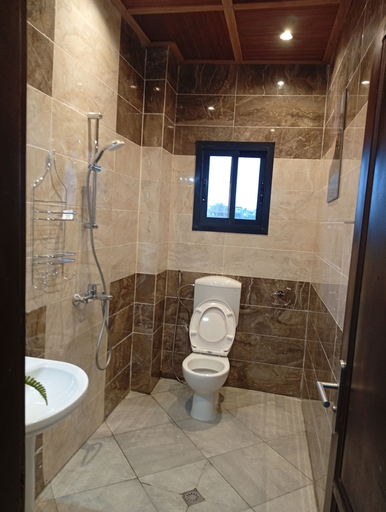 Bathroom 3, Résidence Prestige KGV Appt 302, Wouri
