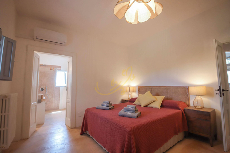 Room 2, TD Trulli Chiara Tastefully Decorated With Pool, Brindisi