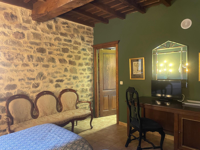 Bedroom 2, Hotel Posada Fuentes Carrionas, Palencia