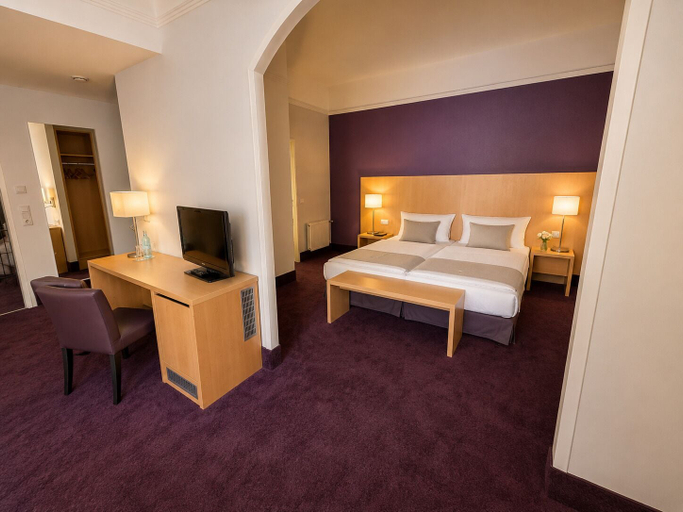 Room 3, guestified. GRAND AIRPORT Hotel, Mettmann