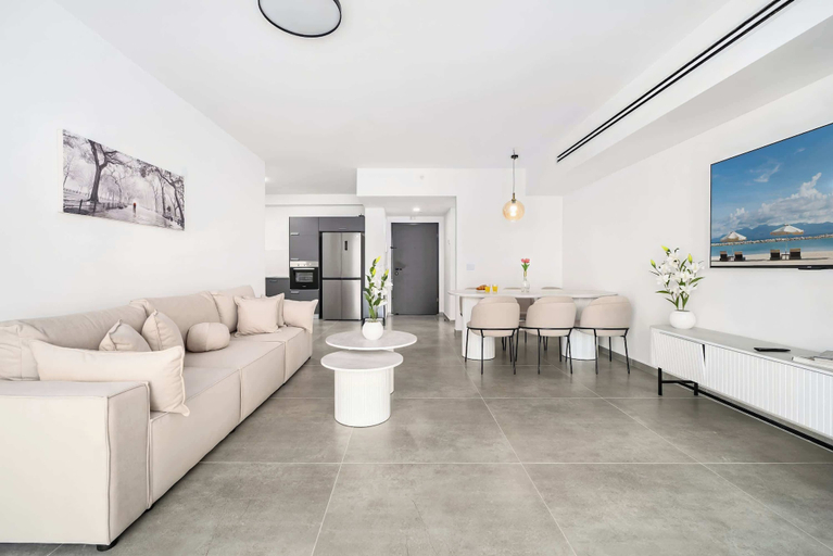 Living area 5, Spacious 4BR Balcony Mamad-RenovatedBldg