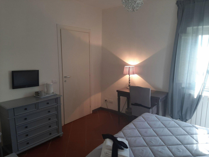 Bedroom 3, Principe Calaf 3, Lucca