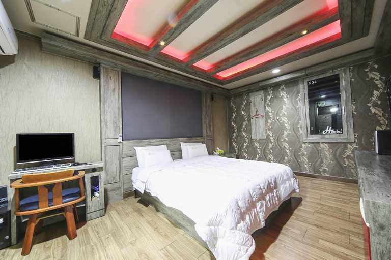 Bedroom 3, Mokpo H, Muan