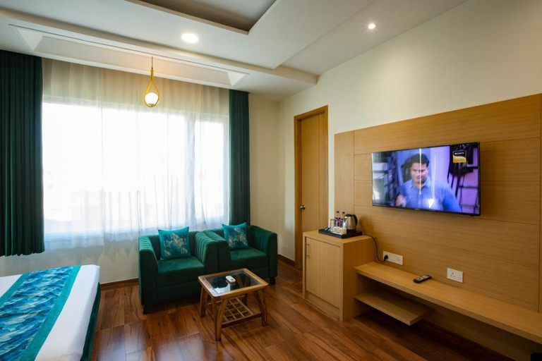 3, Hotel Triton Grand, Delhi