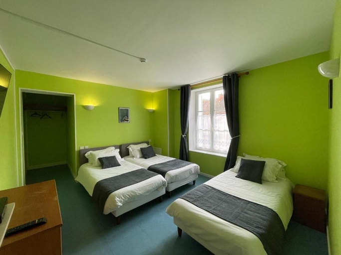 Bedroom 5, Auberge de l'Omois, Aisne