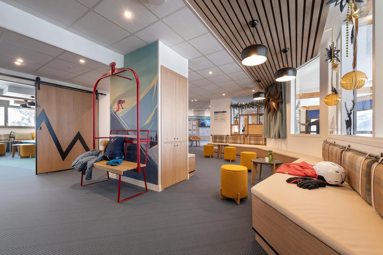 Interior 5, Stay Near Ski Slopes, Haute-Savoie