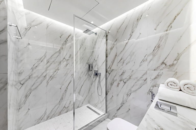 Bathroom 4, WORLD CLASS | Studio | Downtown Boulevard View, Dubai