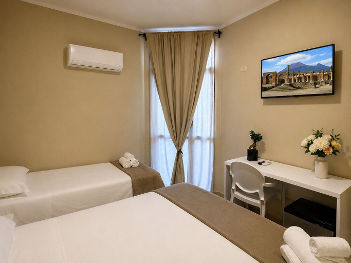 Bedroom 3, Hotel Santuario Pompei, Napoli