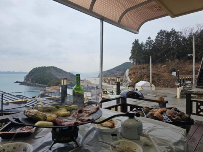 Food & Drinks, Namhae Modern Spa Pension, Namhae