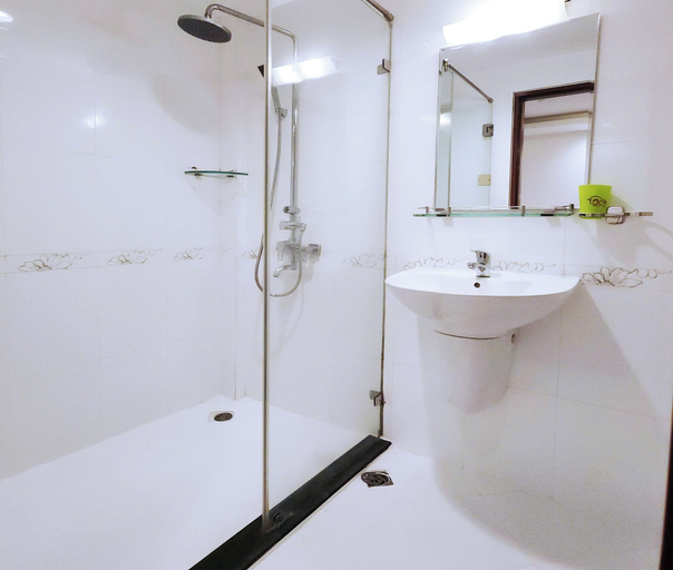 Bathroom 5, Beautiful Hotel Bui Vien, District 1