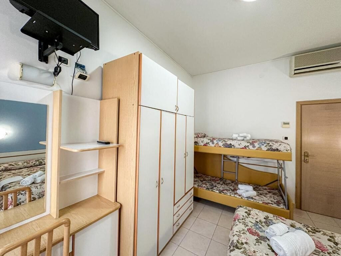 Bedroom 4, Hotel Ilde, Rimini
