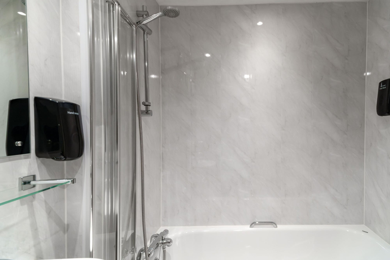 Bathroom 3, The Clifton Hotel, North Yorkshire