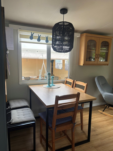 Dining 5, Kamperland Beach Home for 4 Guests, Noord-Beveland