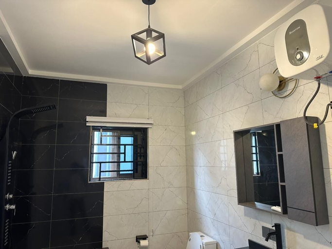 Bathroom 2, Monte Luxury Home, Ga East