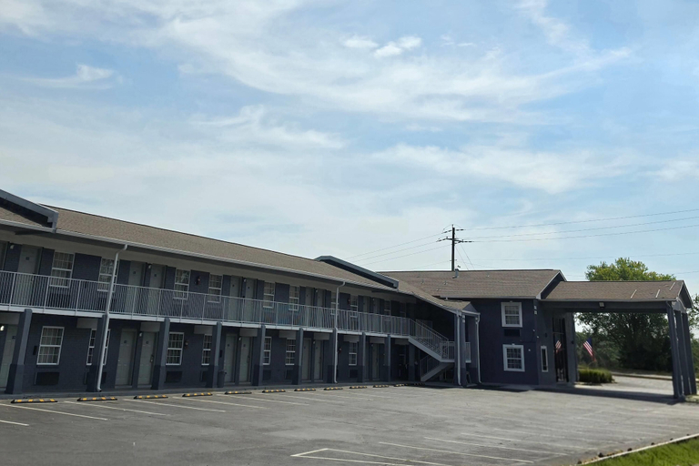 Exterior & Views 2, Days Inn by Wyndham Camden AR, Ouachita