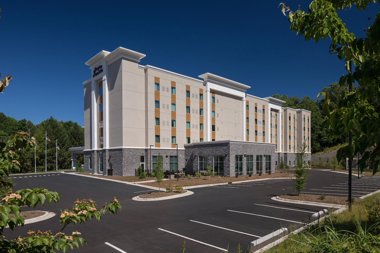 Exterior & Views 2, Hampton Inn & Suites Asheville Biltmore Village, Buncombe
