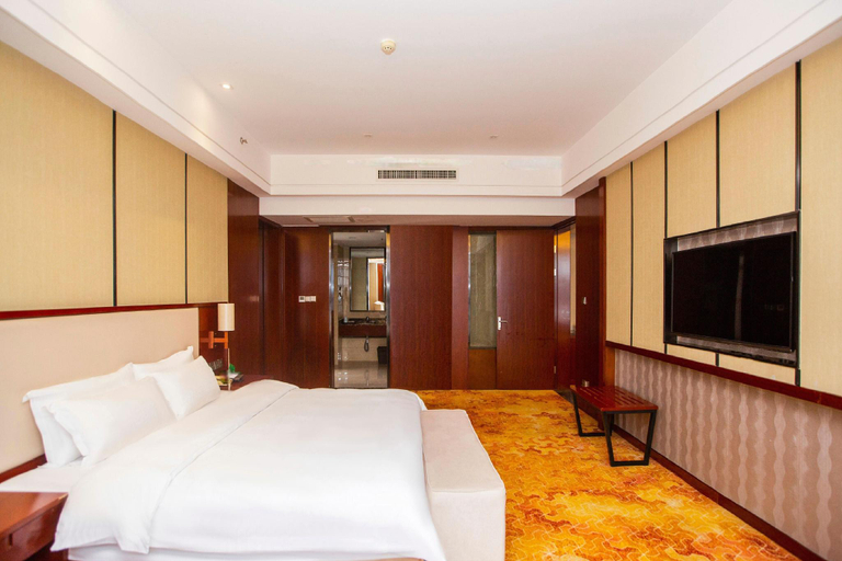 Bedroom 2, LouDi HuaTian Hotel, Loudi