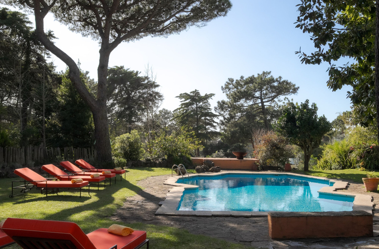 Room 3, Terracotta Treasure Villa by Cadenzalux, Cascais