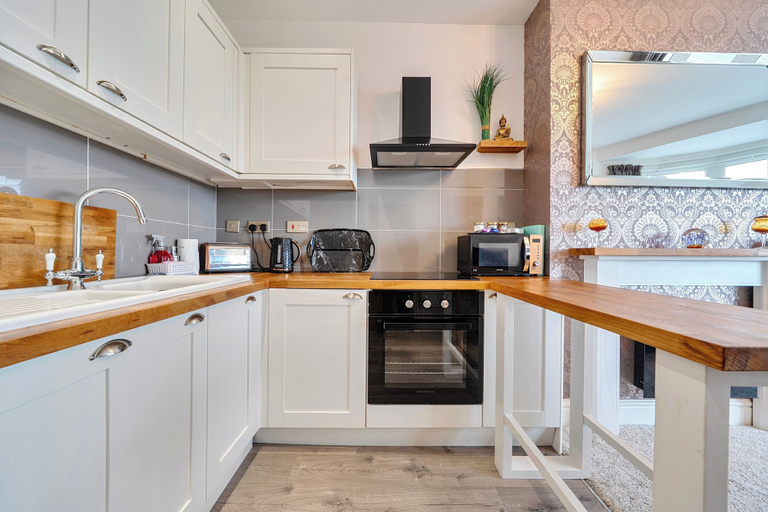 Private kitchen 3, First Floor 2-bed Apartment With Sea View, Blackpool