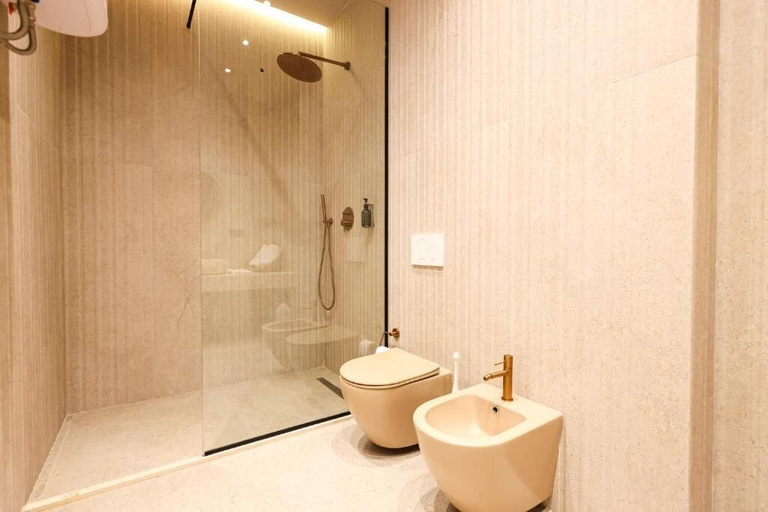 Bathroom 4, Zins Luxury Apartments, Durrësit