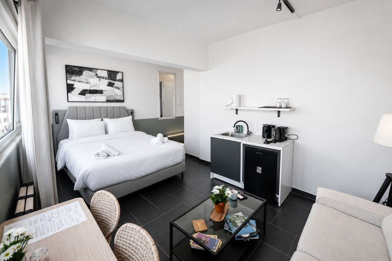 Bedroom 3, Elite Ermou Suites, Attica
