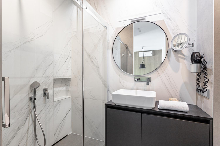 Bathroom 4, Mennica Residence Apartments by P&O Serviced Apartments, Warsaw