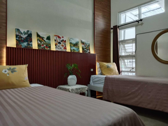 Room 2, The Irish Garden Homestay, Malang
