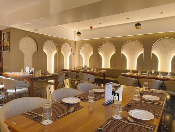 Food & Drinks, Hotel Srimanta Sankardev, Jorhat