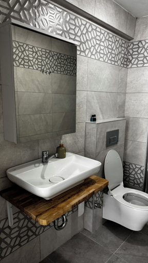 Bathroom, Şenol Pansiyon, Bozcaada