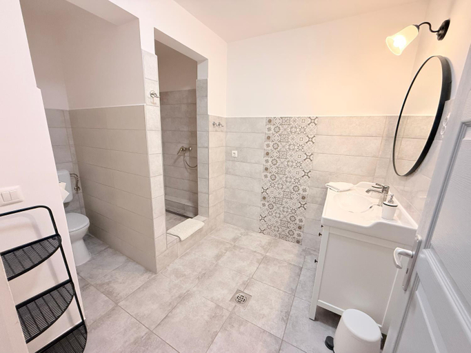 Bathroom 3, Pacsirta Apartman Grand, Eger