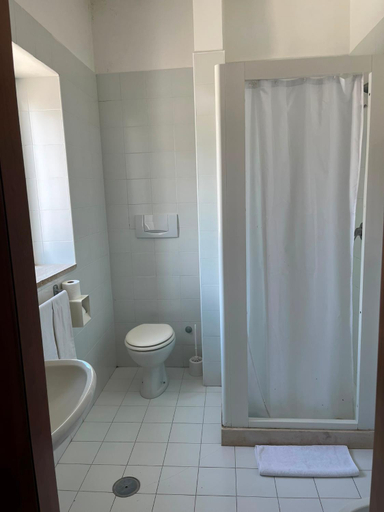 Bathroom 4, Riviera Santo Spirito, Bari
